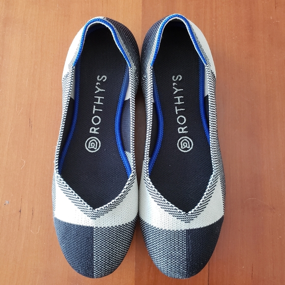Rothy's Shoes - Rothy's Captoe Black Flats - Size 7.5